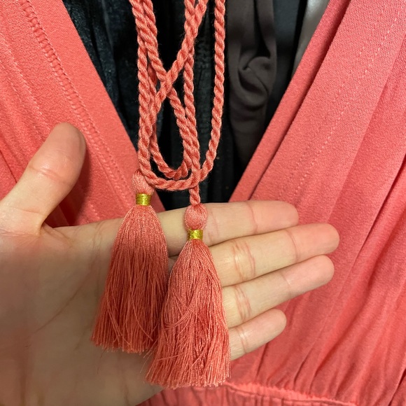 Urban Outfitters V-neck Coral Romper - Picture 2 of 6